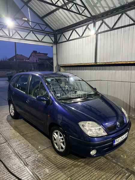 Renault Scenic 1.9 DCI