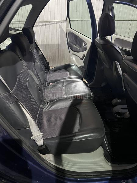 Renault Scenic 1.9 DCI