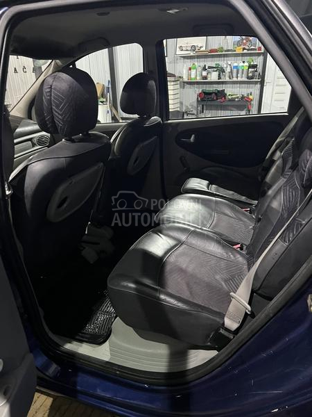 Renault Scenic 1.9 DCI