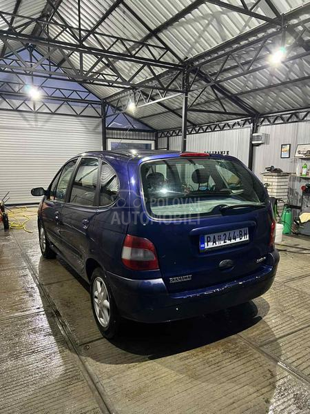 Renault Scenic 1.9 DCI