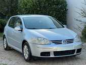 Volkswagen Golf 5 1.6B S A L O N
