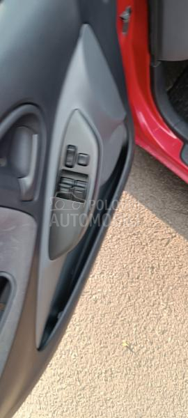 Toyota Yaris VVTI