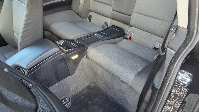 BMW 320 2.0 D  N A V I