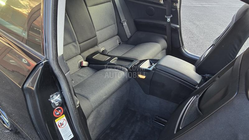 BMW 320 2.0 D  N A V I