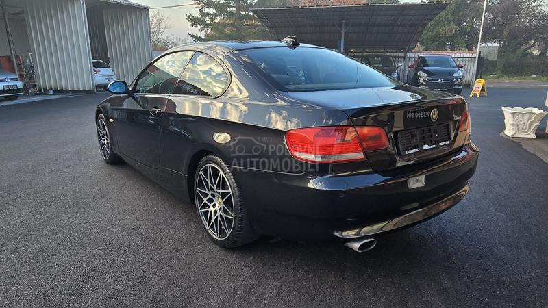 BMW 320 2.0 D  N A V I