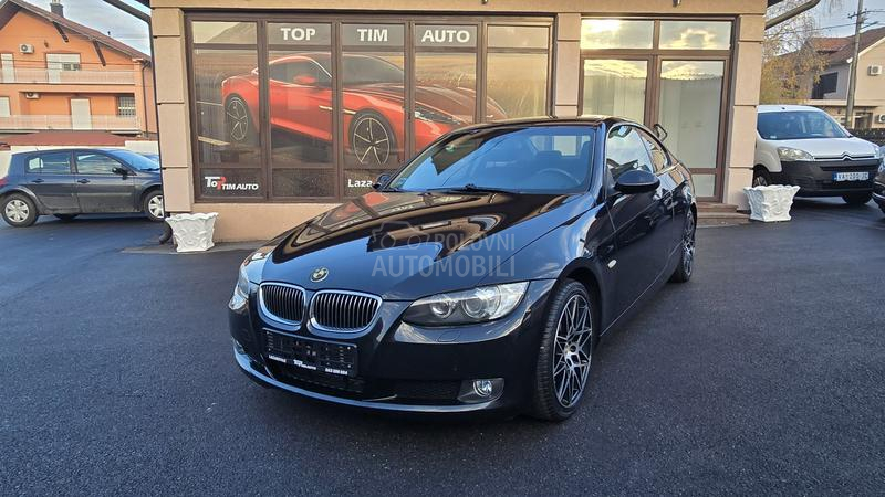 BMW 320 2.0 D  N A V I