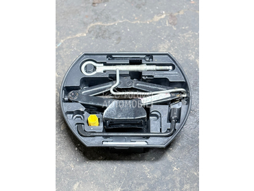 Dizalica kljuc kuka alat za Peugeot 207, 208, 307 ...