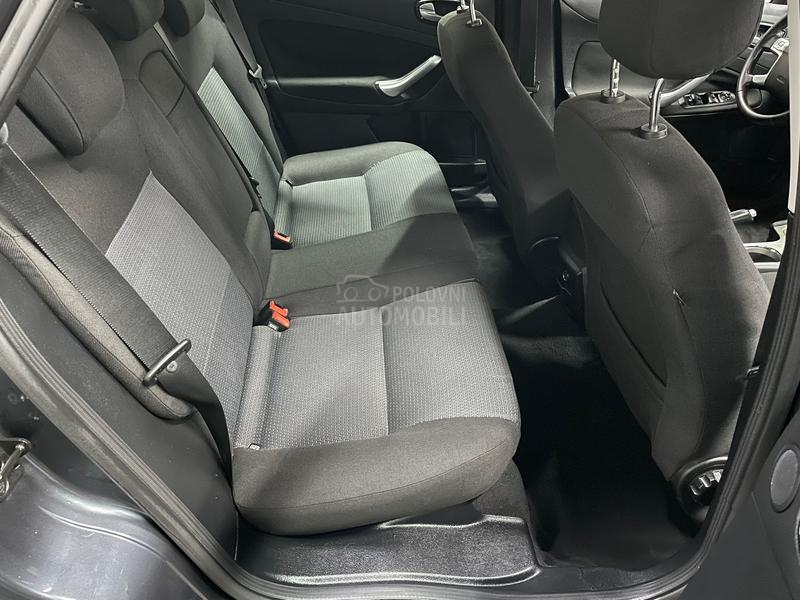 Ford Mondeo 2.0tdci NOV