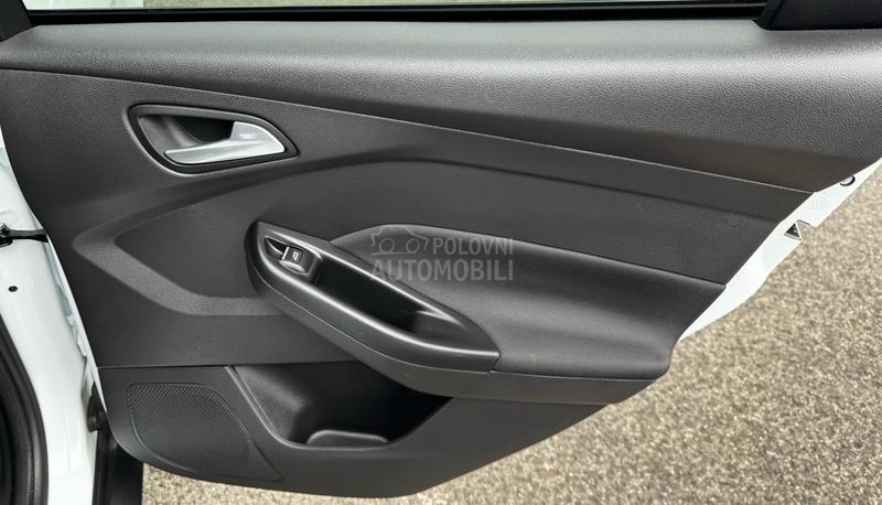 Ford Focus 1.5 TDCI TITANIUM