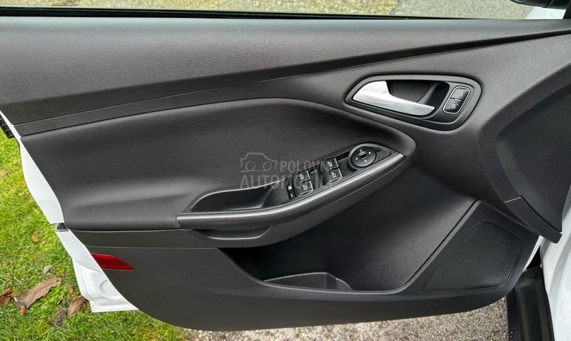 Ford Focus 1.5 TDCI TITANIUM