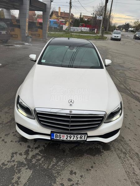 Mercedes Benz E 200 