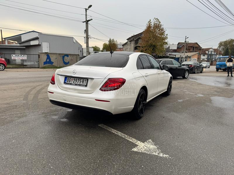 Mercedes Benz E 200 