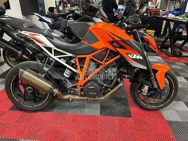 KTM Superduke 1290R