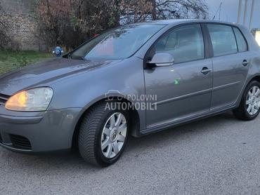 Volkswagen Golf 5 1.4i