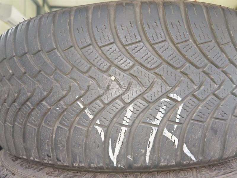 Falken 225/50 R18 Zimska