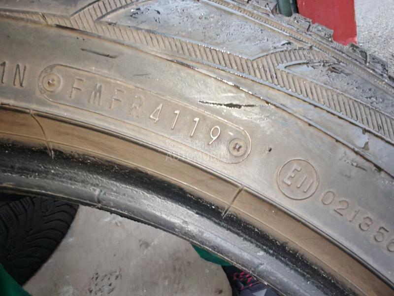 Falken 225/50 R18 Zimska