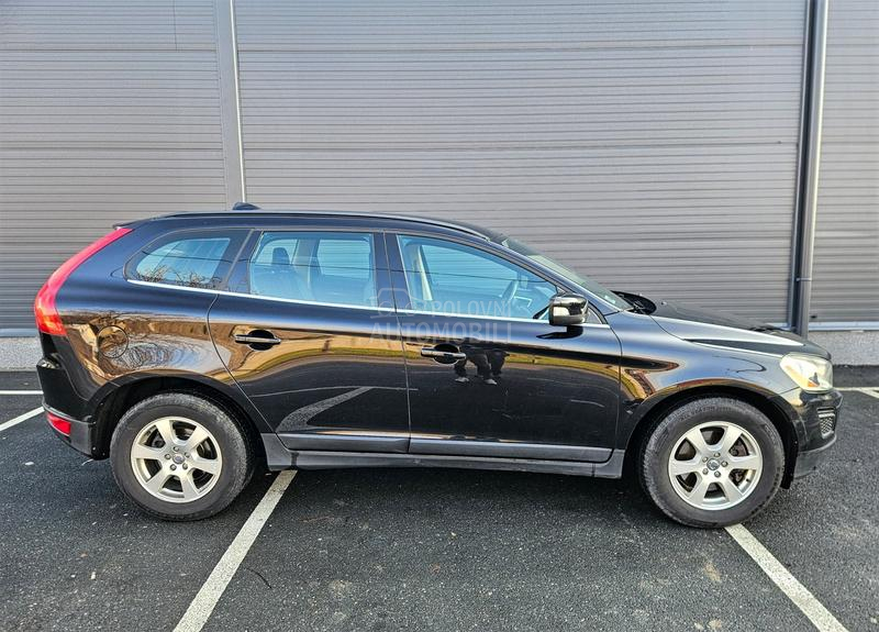 Volvo XC60 2.4 awd TEK. REG.