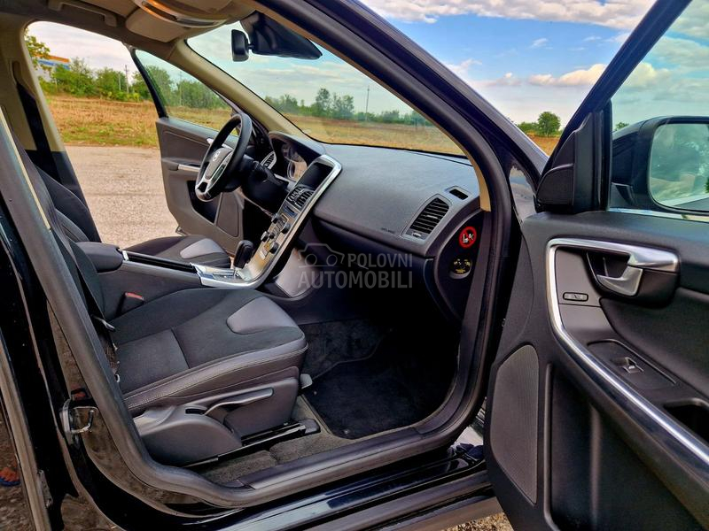 Volvo XC60 2.4 awd TEK. REG.