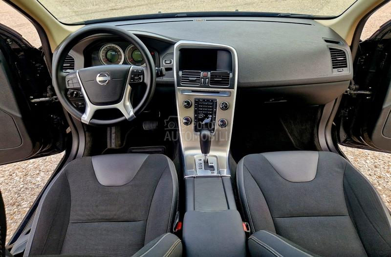 Volvo XC60 2.4 awd TEK. REG.