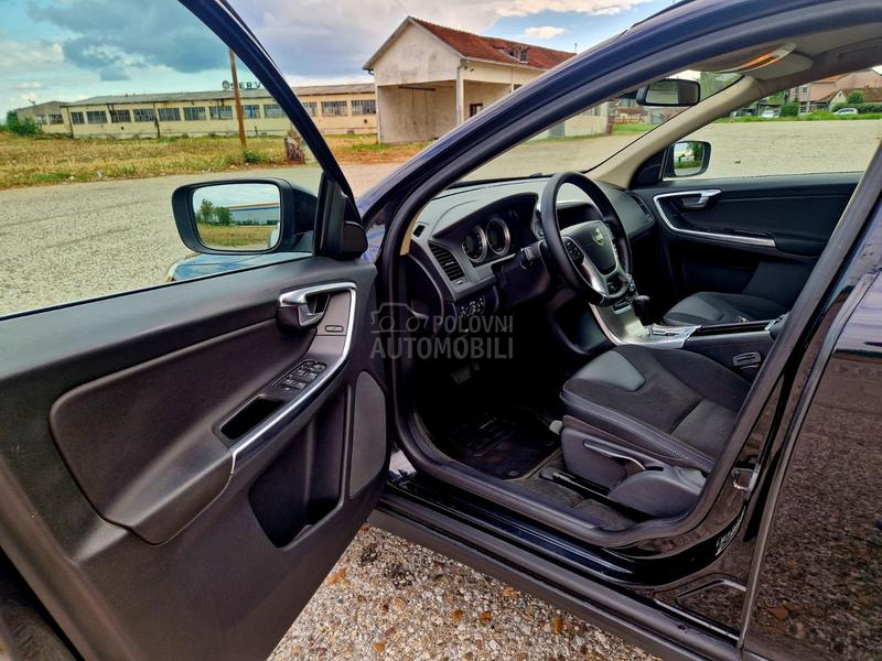 Volvo XC60 2.4 awd TEK. REG.