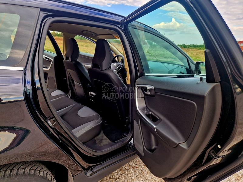 Volvo XC60 2.4 awd TEK. REG.