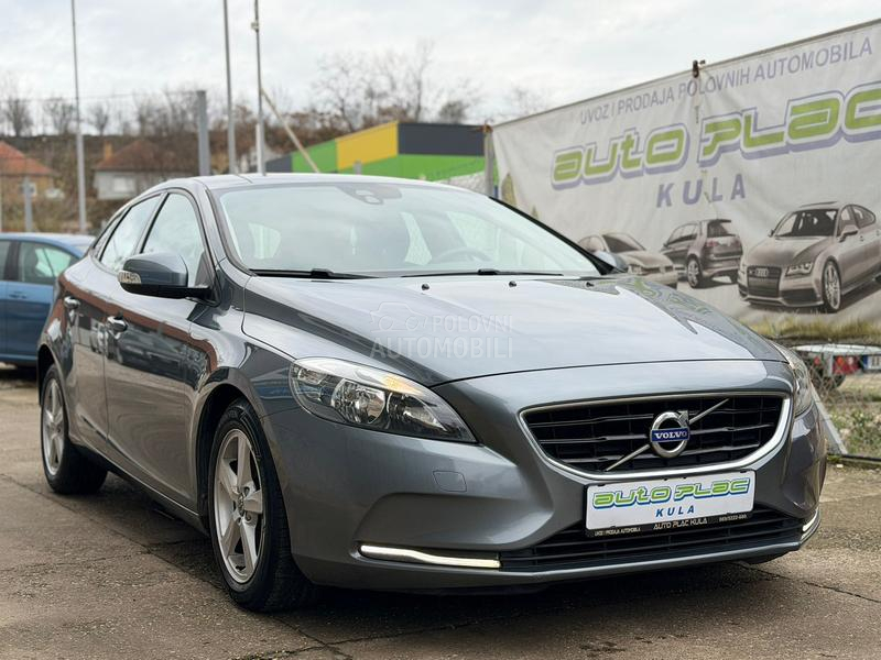 Volvo V40 2.0 D2 Base