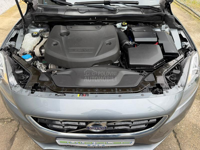 Volvo V40 2.0 D2 Base