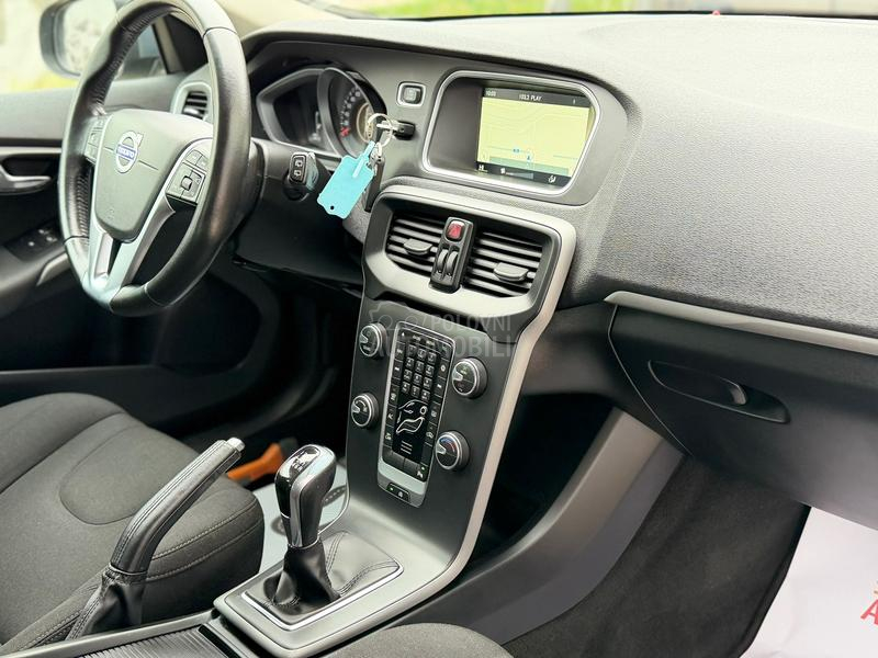 Volvo V40 2.0 D2 Base