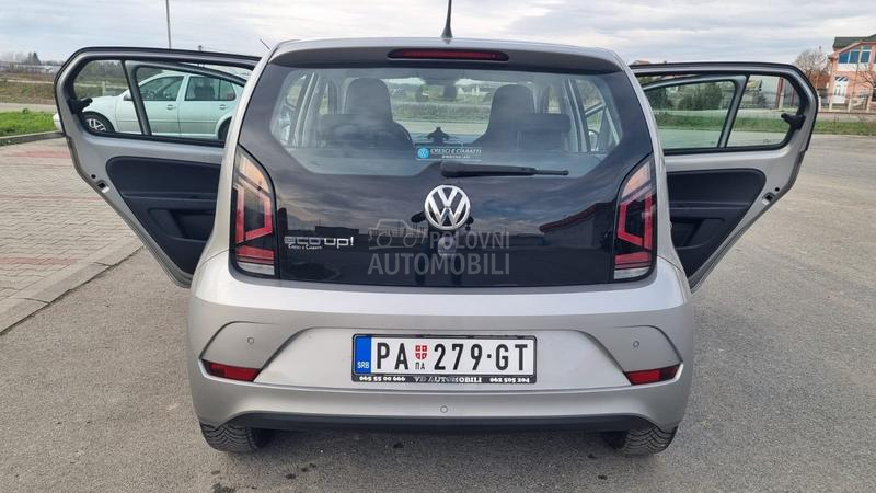 Volkswagen up! 