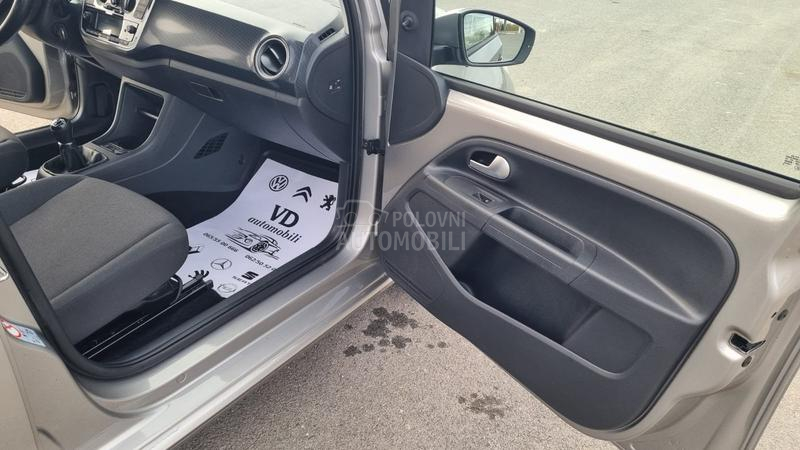 Volkswagen up! 