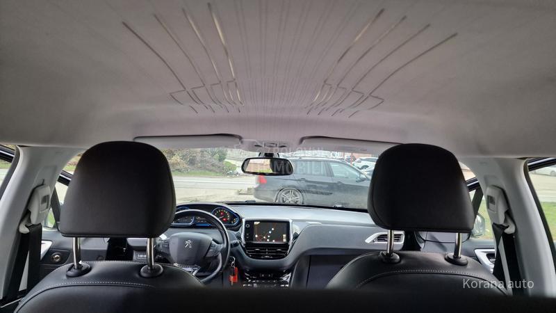 Peugeot 2008 1.6 E-HDI ALLURE