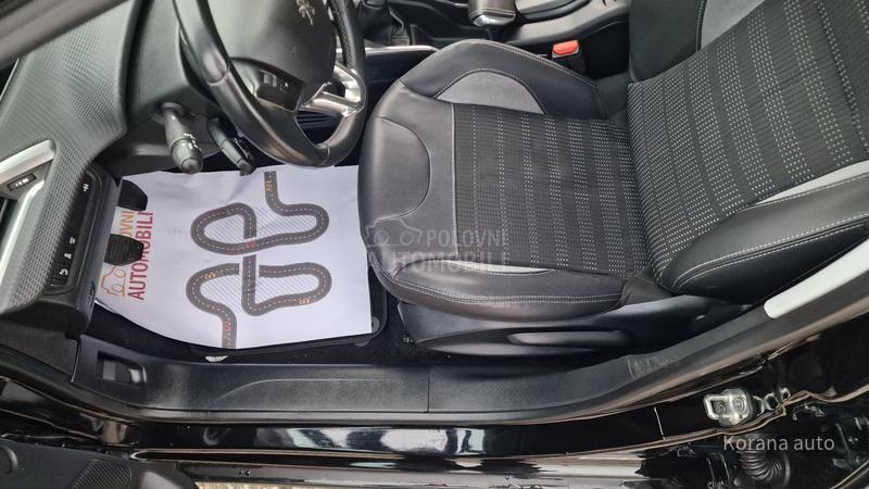 Peugeot 2008 1.6 E-HDI ALLURE