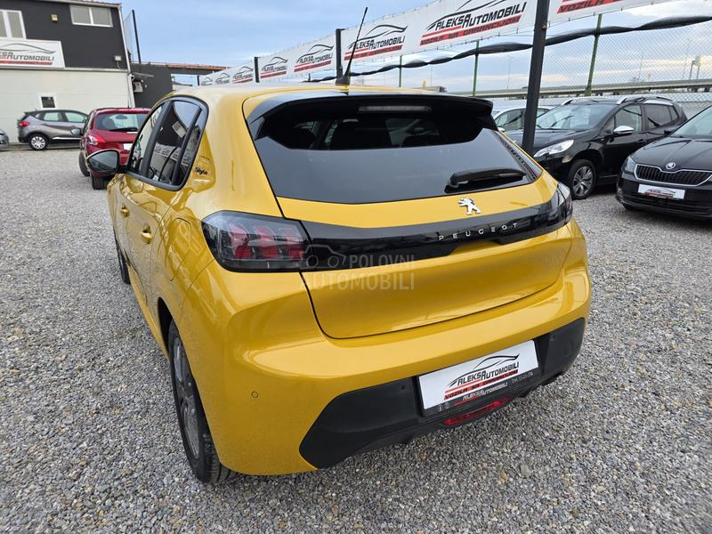 Peugeot 208 1.2 STYLE/25.000 K.M