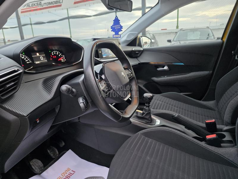 Peugeot 208 1.2 STYLE/25.000 K.M