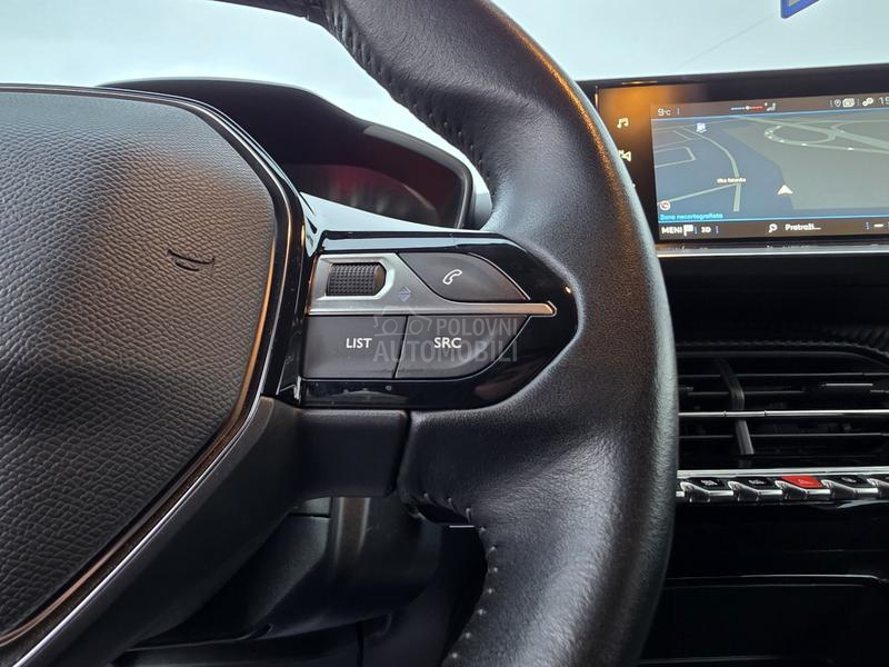 Peugeot 208 1.2 STYLE/25.000 K.M