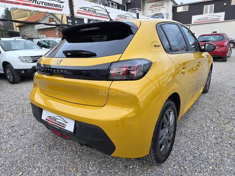 Peugeot 208 1.2 STYLE/25.000 K.M