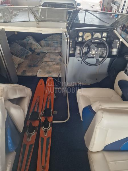 Bayliner Capri