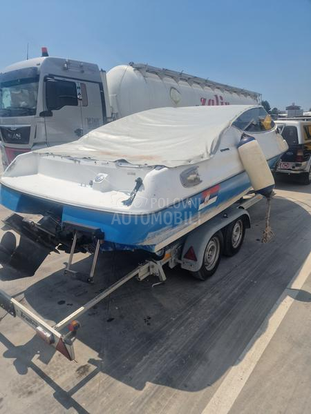Bayliner Capri