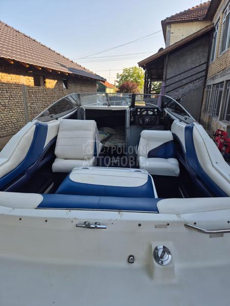 Bayliner Capri
