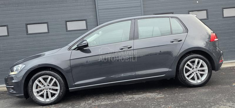 Volkswagen Golf 7 1.6 TDI COMFORTLINE