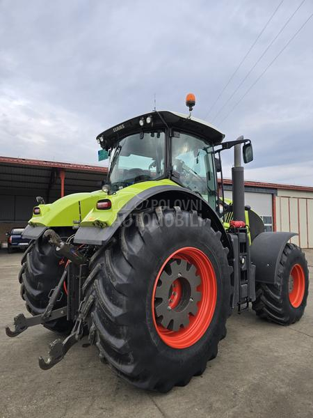 Claas Axion 920
