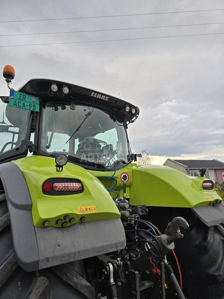 Claas Axion 920