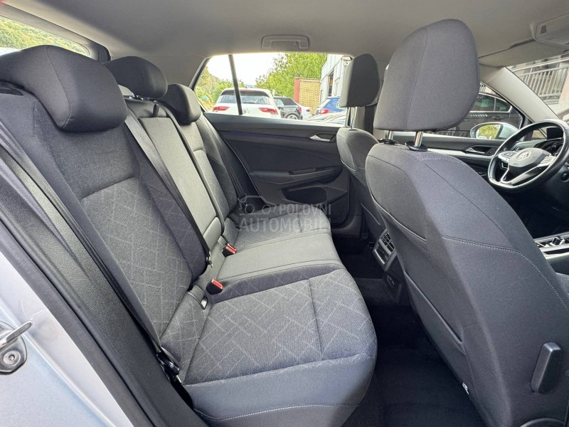 Volkswagen Golf 8 Dsg/Virt/Led/Ambient