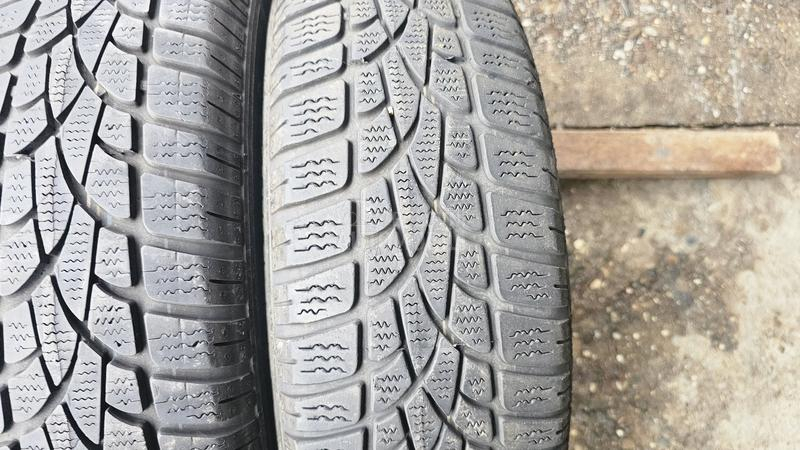 Dunlop 175/60 R16 Zimska