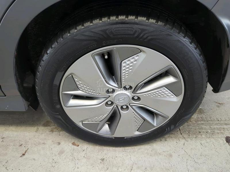 Hyundai Kona 204k s/long 64 k w-h