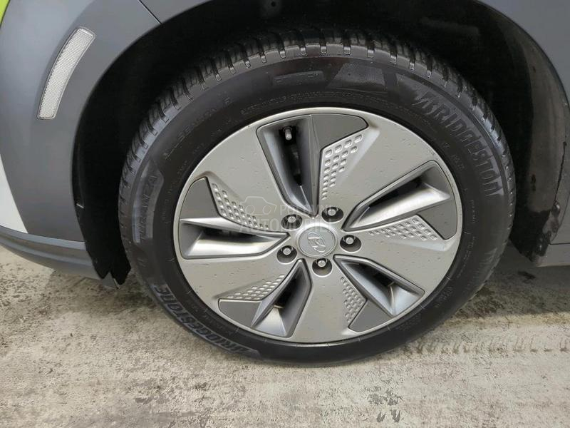 Hyundai Kona 204k s/long 64 k w-h
