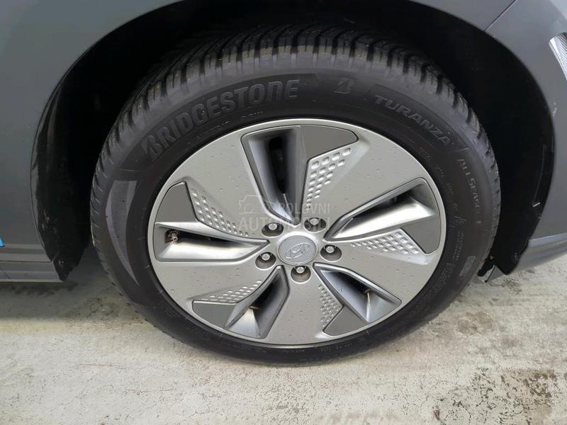 Hyundai Kona 204k s/long 64 k w-h