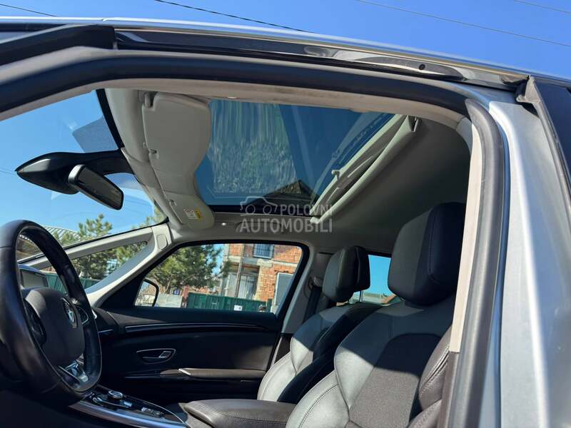 Renault Espace PARIS 4 CONTROL