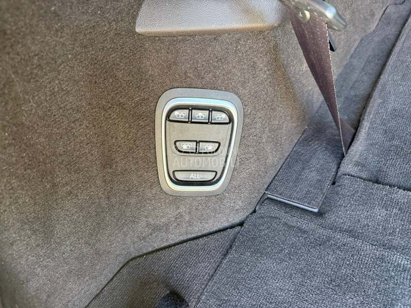 Renault Espace PARIS 4 CONTROL