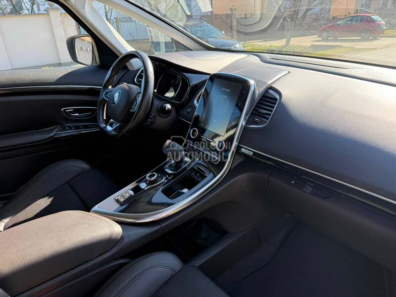 Renault Espace PARIS 4 CONTROL